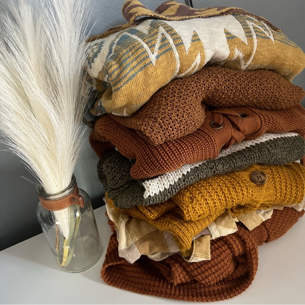 Boutique Sweater Size Small Lot Rust Mustard Aztec Plaid Olive